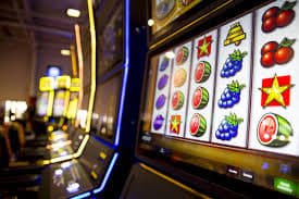tante mobile app showing IDR Wallet balance and live blackjack table
